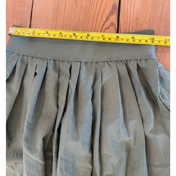 NWT Manhattan Tennis Better Together Green Sweatshirt Skirt Set XS - Picture 11 of 11
